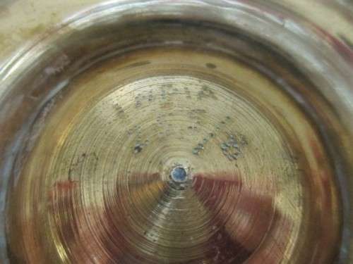 A VINTAGE BEAUTIFULLY ETCHED INDIAN ELEPHANT CLAW TEMPLE BELL WITH RINGER - BASE DIAMETER 7.5CM
