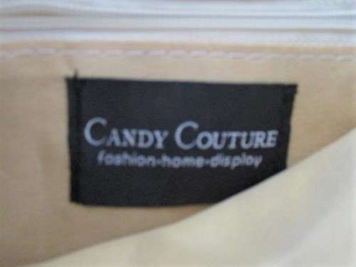 FOR THE CAT LOVER - AN AWESOME SMALL CANDY COUTURE SLING BAG