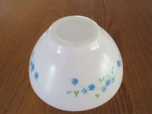 A VINTAGE ARCOPAL, FRANCE MILK GLASS BOWL -  VERONICA DESIGN