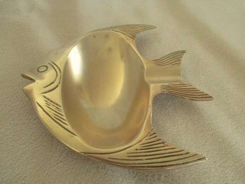 SOLID BRASS ANGEL FISH-SHAPED ASH TRAY