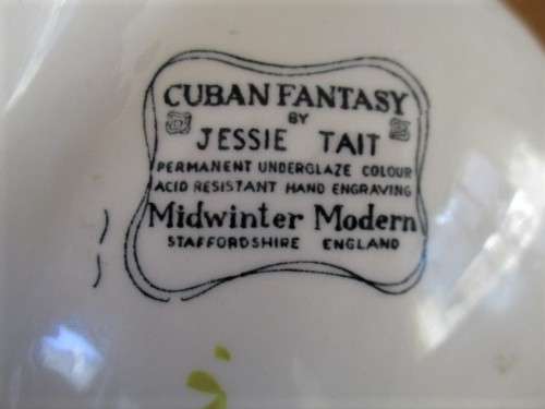 FOR LIVEROBYN ONLY-  SMALL WEMYSS CAT PLUS MIDWINTER VINTAGE 1950`s `CUBAN FANTASY`DISH
