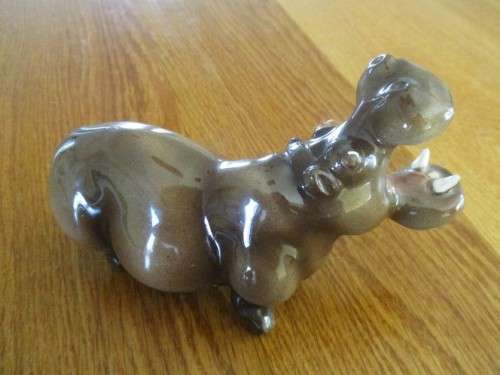 COLLECTABLE SOUTH AFRICAN CHEVAL CERAMICS - TWO HIPPOS