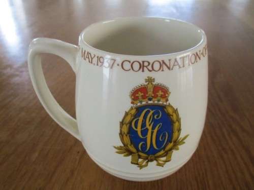 RARE 1937 ADAMS OFFICIAL GEORGE VI CORONATION MUG - DISTRIBUTED BY THE TOWN OF HERMANUS