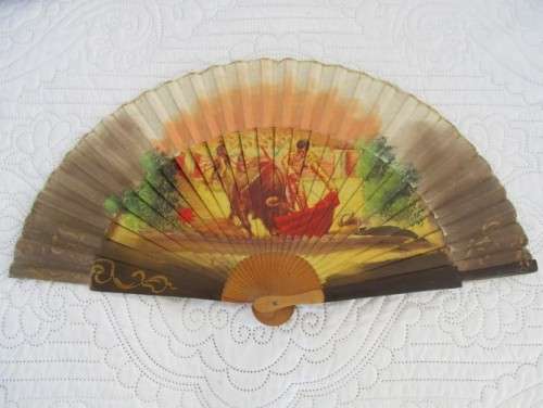 ANTIQUE  HAND PAINTED WOOD and CLOTH SPANISH HAND FAN DEPICTING BULLFIGHTING SCENE