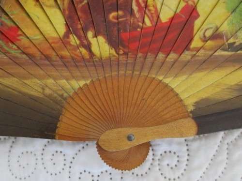 ANTIQUE  HAND PAINTED WOOD and CLOTH SPANISH HAND FAN DEPICTING BULLFIGHTING SCENE