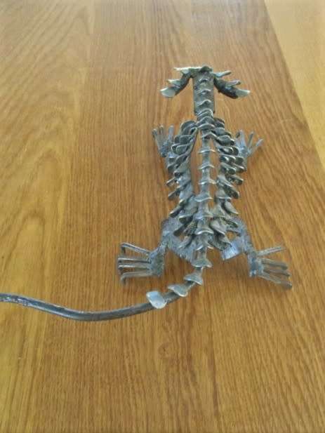 AWESOME HAND MADE S.A. TOWNSHIP METAL IETERMAGOG/PANGOLIN/GECKO