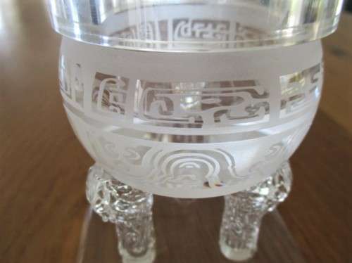 A STUNNING, HEAVY CHINESE GLASS THREE LEGGED CENSER ON STAND - SIGNED