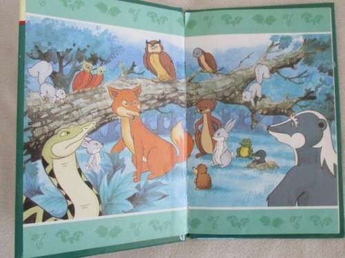 1994 HARD COVER BUZZ BOOK - THE ANIMALS OF FARTHING WOOD -  BOLD  - GREAT CONDITION