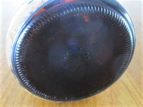 NOT USUALLY FOUND IN S.A. - A 2013 MISSISSIPPI MUD ONE QUART BEER BOTTLE - GREAT BAR DISPLAY!