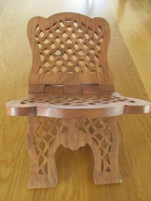 A VINTAGE FOLDABLE CARVED WOOD RIHAL / HOLY BOOK STAND