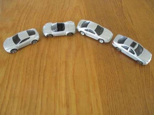 BARGAIN BATCH ONE - TWENTY  TWO CARS (TWENTY ONE DIE CAST AND ONE PLASTIC)