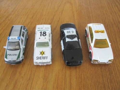 BARGAIN BATCH ONE - TWENTY  TWO CARS (TWENTY ONE DIE CAST AND ONE PLASTIC)