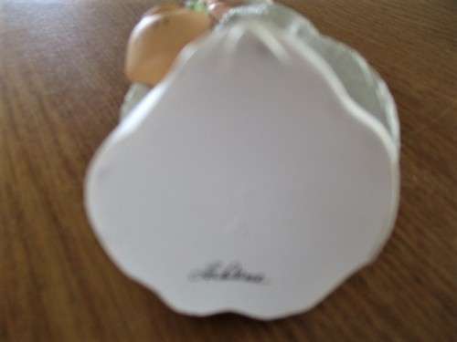 COLLECTABLE 1997 HALLMARK LADENE KOLYADA CHRISTMAS VISITORS FIGURINE - SIGNED