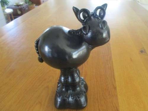 HAND MADE IN SOUTH AFRICA - A  LARGE GOOFY BLACK HORSE!!
