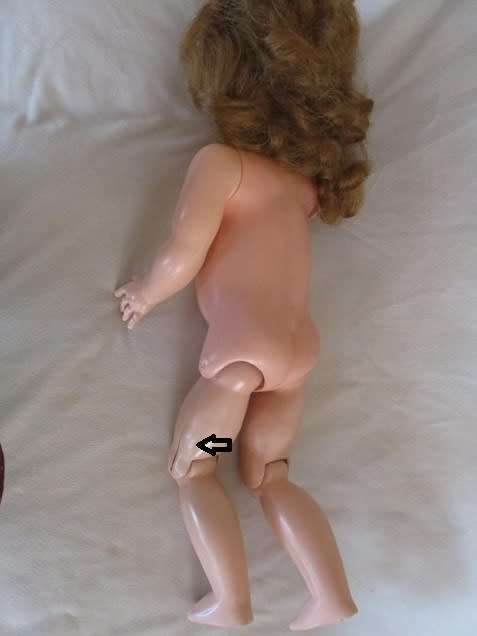 RARE FIND! VINTAGE 1950`s MANCO WALKIE TALKIE DOLL (58CM TALL WITH KNEES THAT BEND)