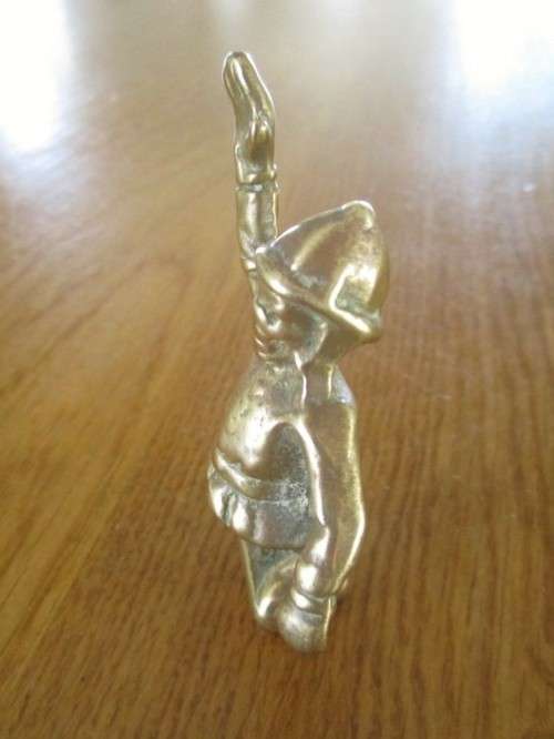 VINTAGE BRASS MONKEY "TRAFFIC COP" CAR MASCOT/HOOD ORNAMENT