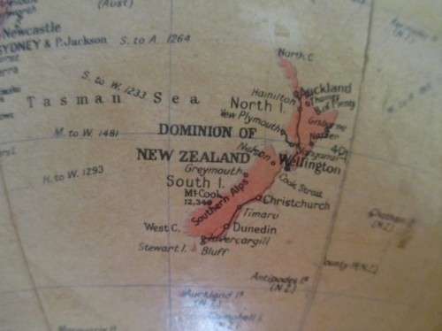 ANTIQUE 1930's  PHILIPS' 10" CHALLENGE GLOBE - LONDON GEOGRAPHICAL INSTITUTE - CIRCA 1934 - 1939