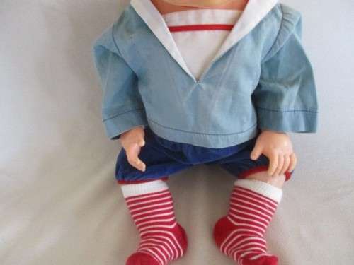 VINTAGE  GENUINE OK KADER DOLL - RARE 43CM SIZE - DARTING TONGUE, EYES OPEN/CLOSE & MOVE SIDEWAYS