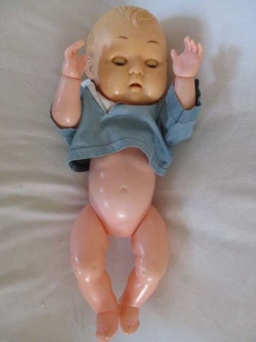 VINTAGE  GENUINE OK KADER DOLL - RARE 43CM SIZE - DARTING TONGUE, EYES OPEN/CLOSE & MOVE SIDEWAYS