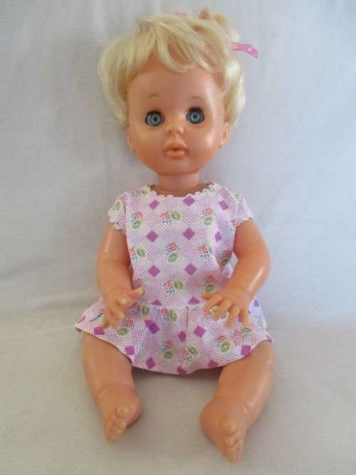 VINTAGE 1980's COLLECTABLE FIRST LOVE LOVE DOLL - 42CM TALL - TWISTY BODY