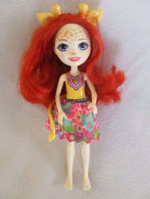 ADORABLE MATTEL ENCHANTIMENTS GILLIAN GIRAFFE DOLL WITH HER PET GIRAFFE, PAWL
