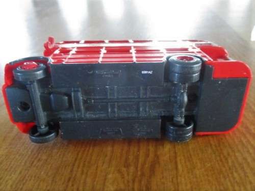 MATTEL DIE CAST  DOUBLE DECKER BUS FROM DISNEY PIXAR MOVIE "CARS"