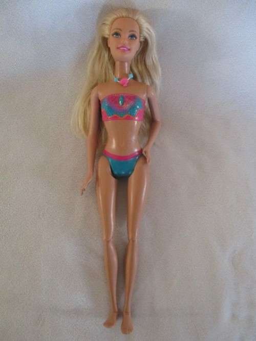 MATTEL BARBIE, KEN AND BARBIE'S PUP TAFFY GOING FOR A STROLL TO THE BEACH