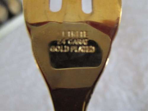 BOXED SET OF 6 TEASPOONS & 6 CAKE FORKS - EETRITE 24KT GOLD PLATED WITH PINK ROSE DECALS - AS NEW
