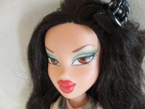 2001 MGA BRATZ DOLL