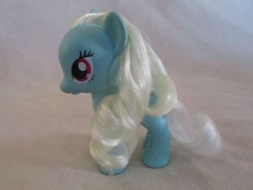 FOUR LARGE SIZE GENUINE HASBRO MY LITTLE PONIES TO DELIGHT A LITTLE GIRL - (2 ARE PEGASUS UNICORNS)