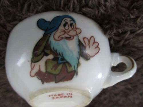 RARE FIND!!  VINTAGE 1950`s MARX, JAPAN TEASET - WALT DISNEY SNOW WHITE & THE SEVEN DWARFS