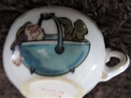 RARE FIND!!  VINTAGE 1950`s MARX, JAPAN TEASET - WALT DISNEY SNOW WHITE & THE SEVEN DWARFS