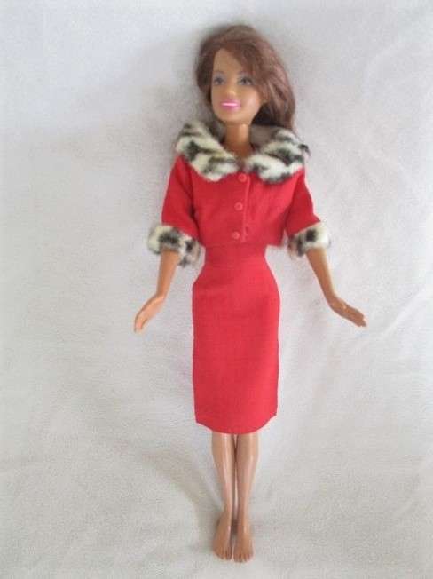 FOR YOUR VINTAGE BARBIE - MATTEL 1966/67 MATINEE FASHION # 1640 1965 "RED DELIGHT" FASHION PAK