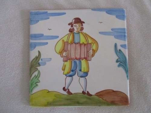VINTAGE HAND PAINTED SPANISH TILE