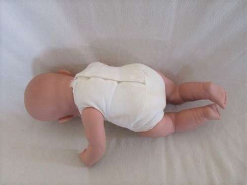 WHAT'S NOT TO LOVE ABOUT THIS CUTE FACE?  ADORABLE ARIAS BABY DOLL