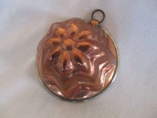 FOR CONTESSA ONLY - A SET OF THREE COLLECTABLE ANTIQUE COPPER JELLY MOULDS