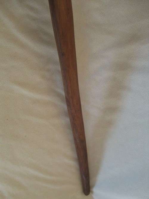 STURDY VINTAGE SOLID WOOD WALKING STICK HAND CARVED WITH TWO AFRICAN HEADS