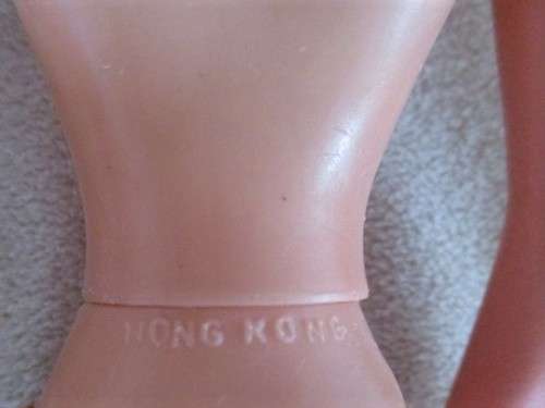 A VINTAGE 1970's SINDY DOLL IN VINTAGE/ ORIGINAL? OUTFIT -  MADE IN HONG KONG