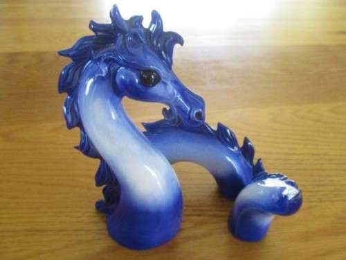 THE PRETTIEST PORCELAIN MYTHICAL SEA CREATURE/HIPPOCAMP IN THREE POSEABLE SECTIONS