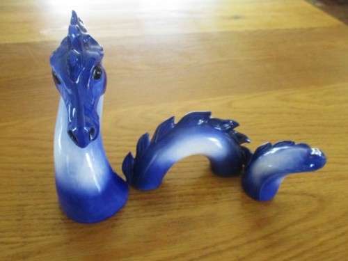 THE PRETTIEST PORCELAIN MYTHICAL SEA CREATURE/HIPPOCAMP IN THREE POSEABLE SECTIONS