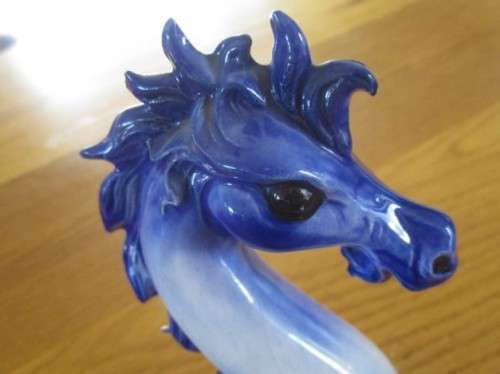 THE PRETTIEST PORCELAIN MYTHICAL SEA CREATURE/HIPPOCAMP IN THREE POSEABLE SECTIONS