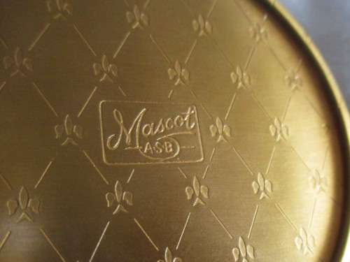 RARE AND UNIQUE - VINTAGE BRITISH  MASCOT POWDER COMPACT ADORNED WITH LUCKY SYMBOLS