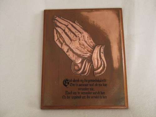 VINTAGE COPPER PLAQUE MOUNTED ON WOODEN FRAME - PRAYING HANDS (AFRIKAANS)