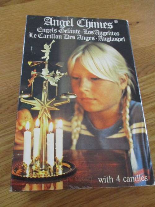CHRISTMAS NOSTALGIA - ORIGINAL SWEDISH ANGEL CHIMES -  CAROUSEL OF SPINNING, CHIMING CHERUBS