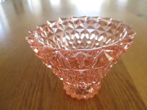 VERY UNUSUAL VINTAGE PINK DEPRESSION GLASS - BON-BON DISH AND CANDLE HOLDER IN ONE