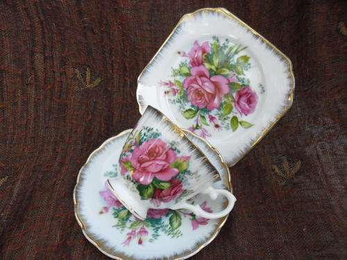 Absolutely stunning La Mode Fine China Trio