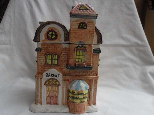 Stunning Vintage "Bakery" Cookie Jar