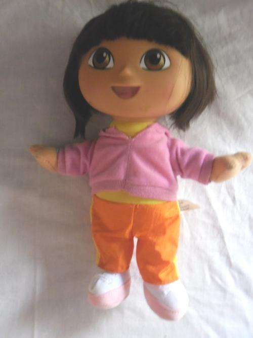CUTE LITTLE DORA THE EXPLORER!!