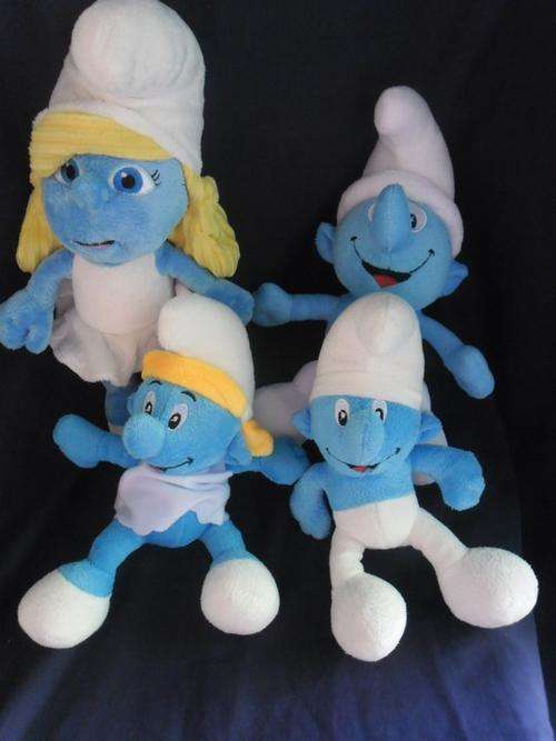 WOW!!! FOUR SMURFS FOR ONE PRICE!!!