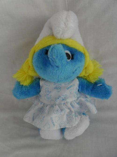 CUTE PLUSH PEY SMURFETTE FROM WALLACE BERRIE!!